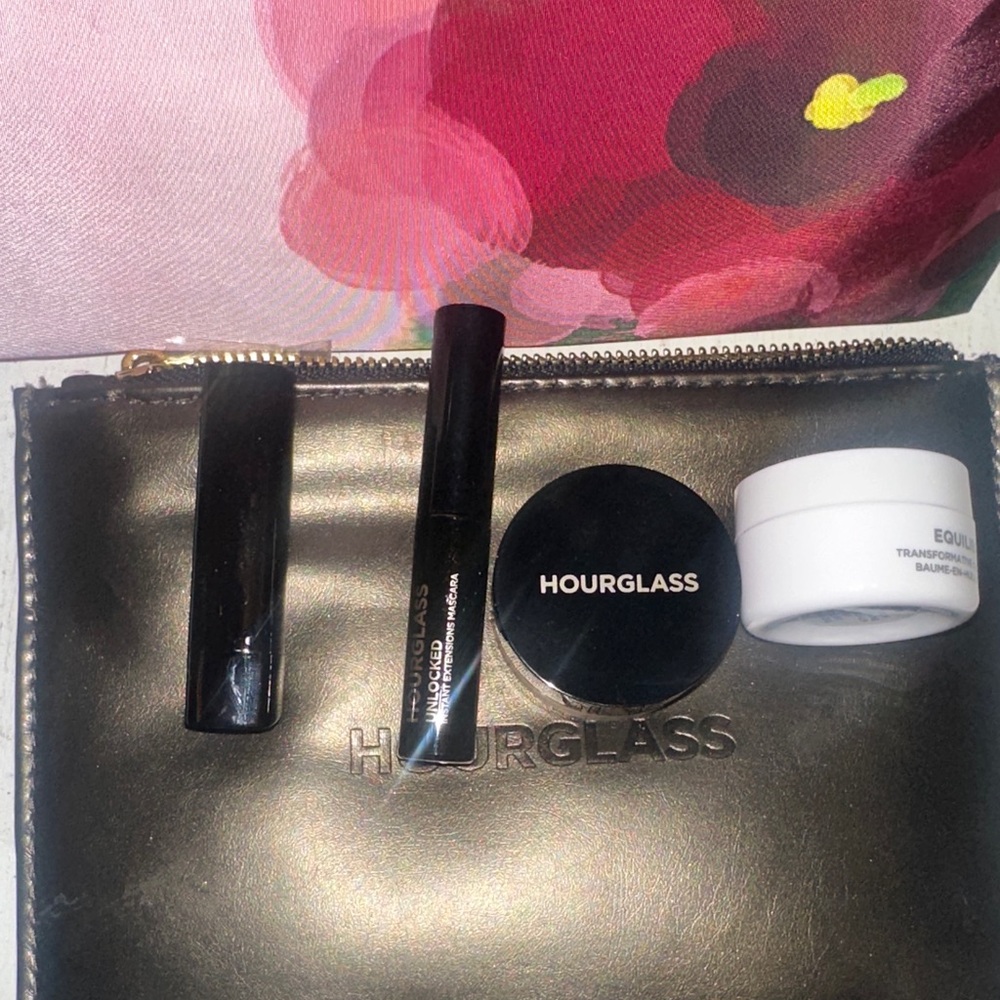 Hourglass essentials